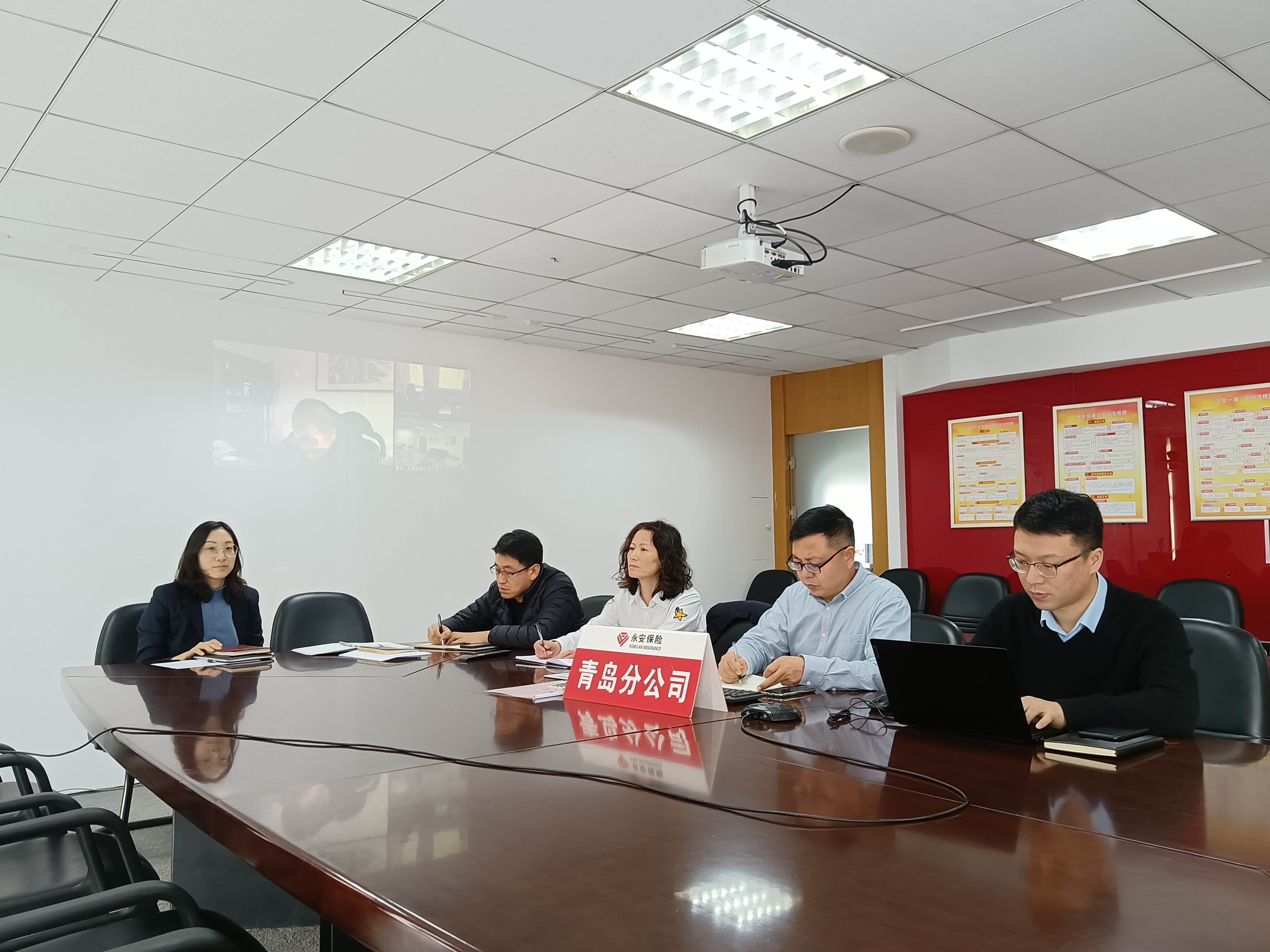 7f2e6ba928fda1313f715e3de2b63b3